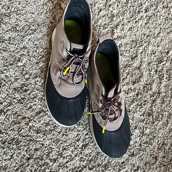 NEW Sorel Out N About Boots Taupe Womens Size 9 - Picture 3 of 5
